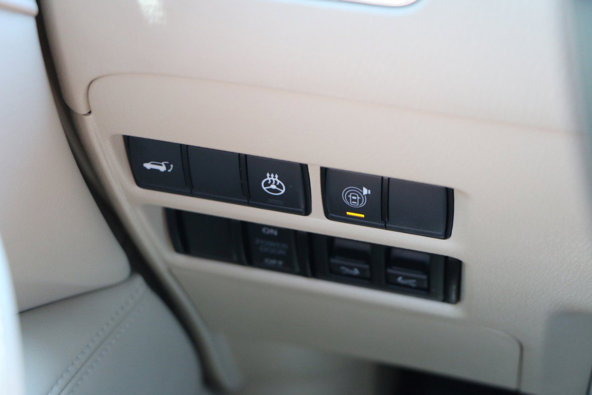 Used 2023 INFINITI QX80 Sensory w/ Cargo Package RWD image 23