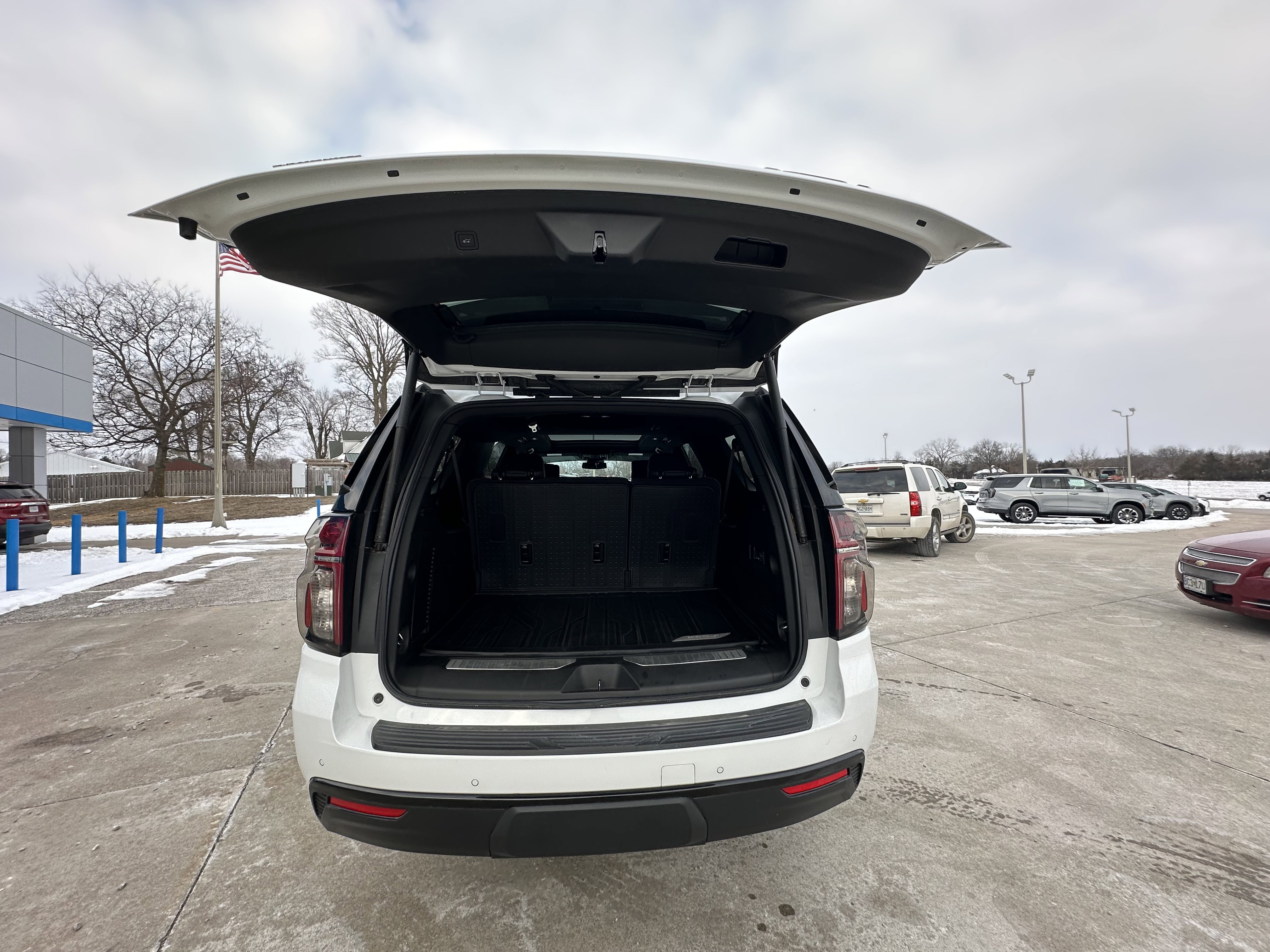 Certified 2024 Chevrolet Suburban RST w/ Luxury Package image 27