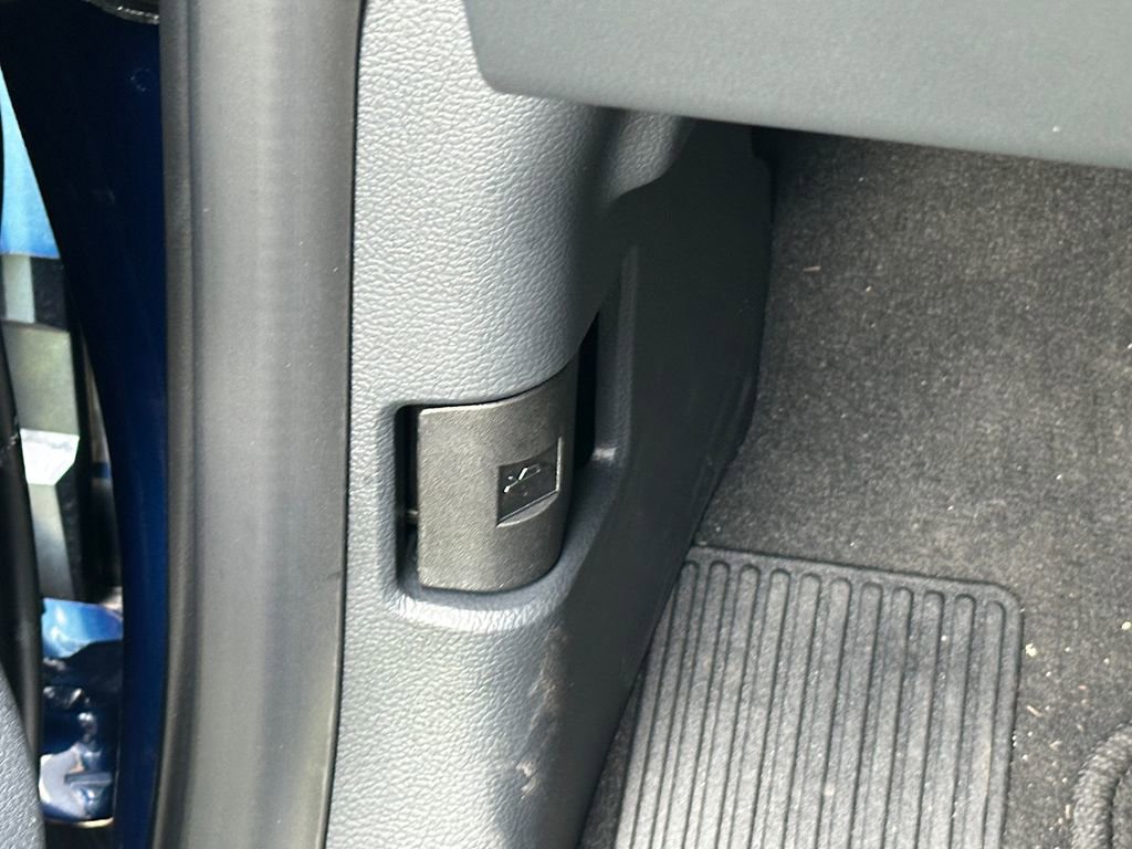 New 2026 Ford F250 Lariat w/ Black Appearance Package image 62