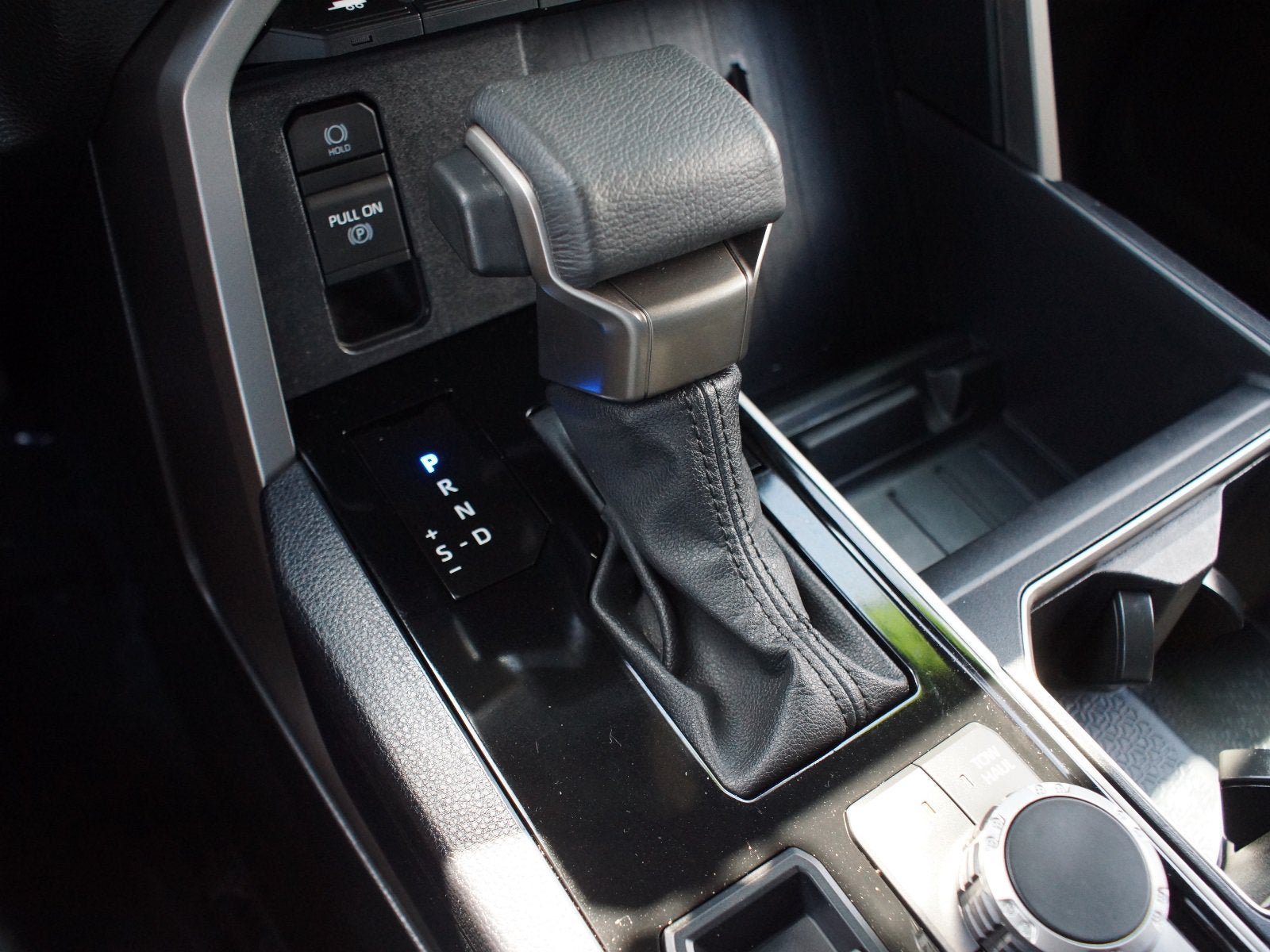 Used 2025 Toyota Tundra SR5 AWD/4WD image 11