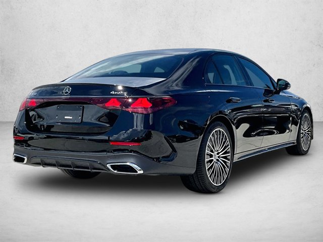 New 2027 Mercedes-Benz E 450 4MATIC Sedan image 17