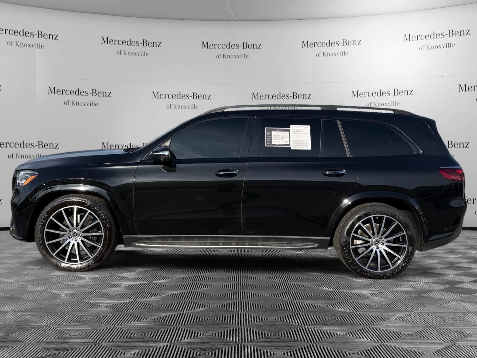 New 2025 Mercedes-Benz GLE 350 4MATIC image 2