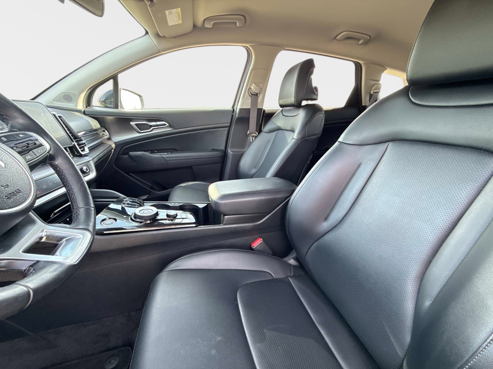 Used 2023 Kia Sportage EX AWD/4WD image 23