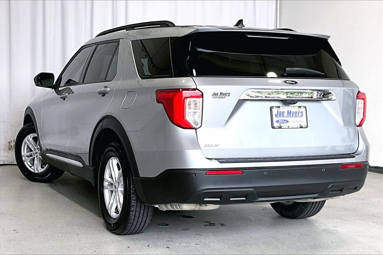 Certified 2023 Ford Explorer XLT RWD image 10