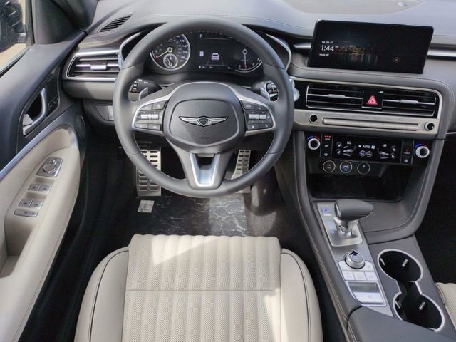 Certified 2025 Genesis G70 2.5T w/ Sport Prestige Package RWD image 17