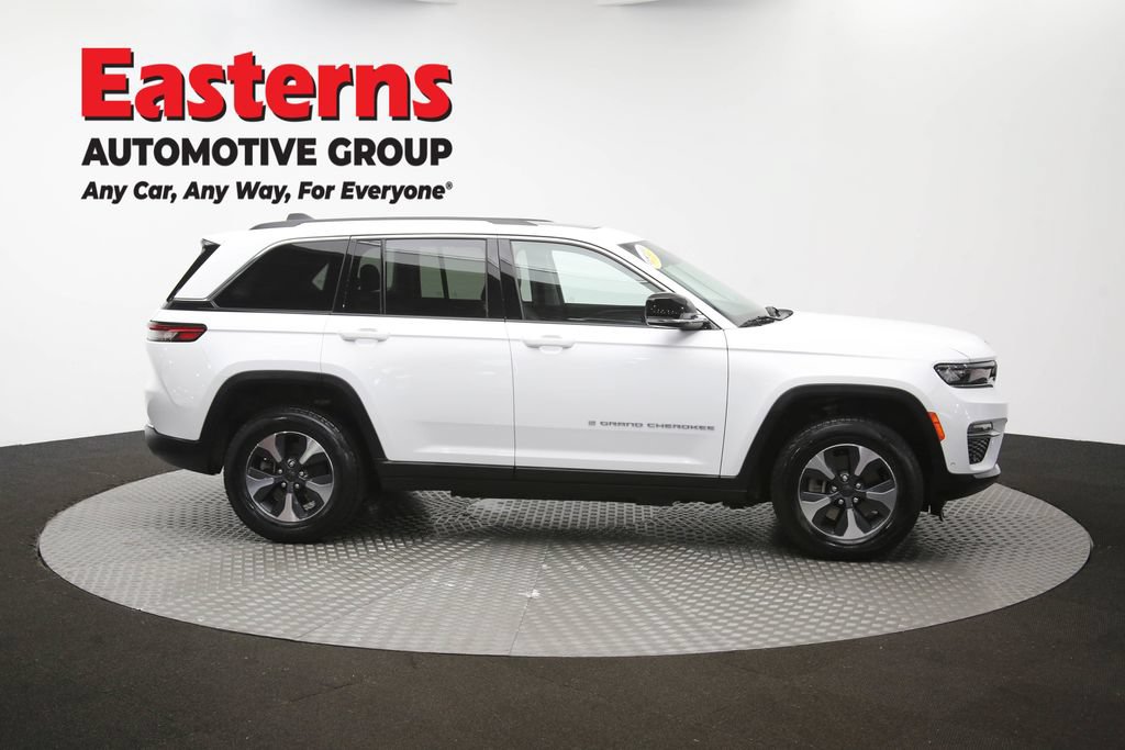 Used 2022 Jeep Grand Cherokee Limited 4xe w/ Luxury Tech Group II AWD/4WD image 49
