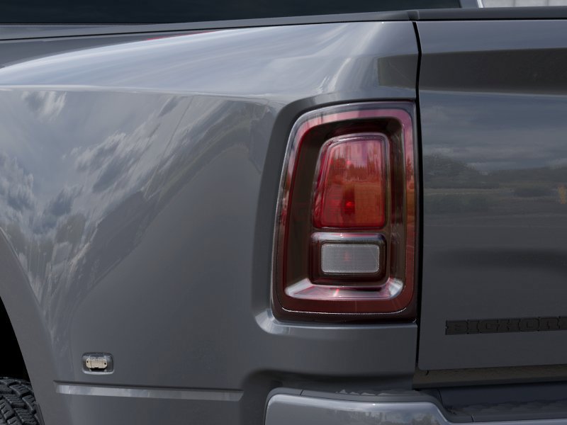 New 2027 RAM 3500 Big Horn AWD/4WD image 9