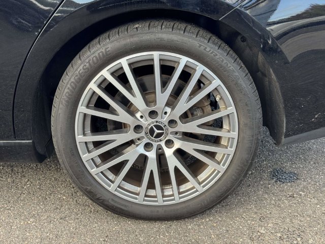 Used 2025 Mercedes-Benz CLA 250 4MATIC image 11