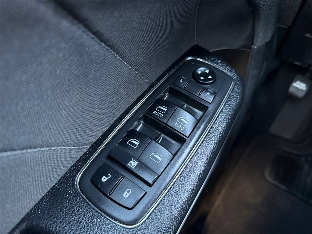 Used 2019 Dodge Charger R/T w/ Driver Confidence Group image 24