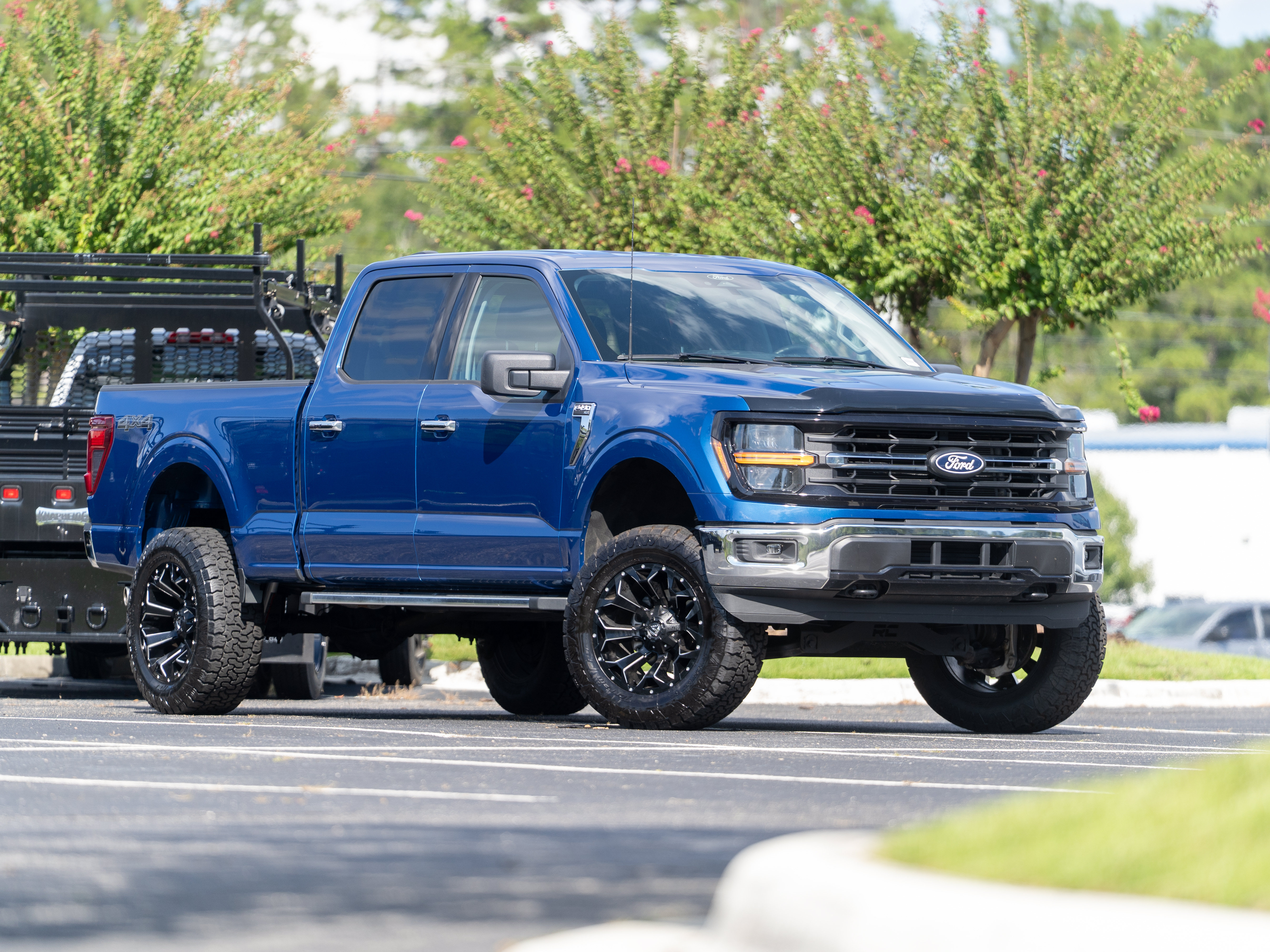 Used 2025 Ford F150 XLT w/ Equipment Group 301A Standard AWD/4WD image 2