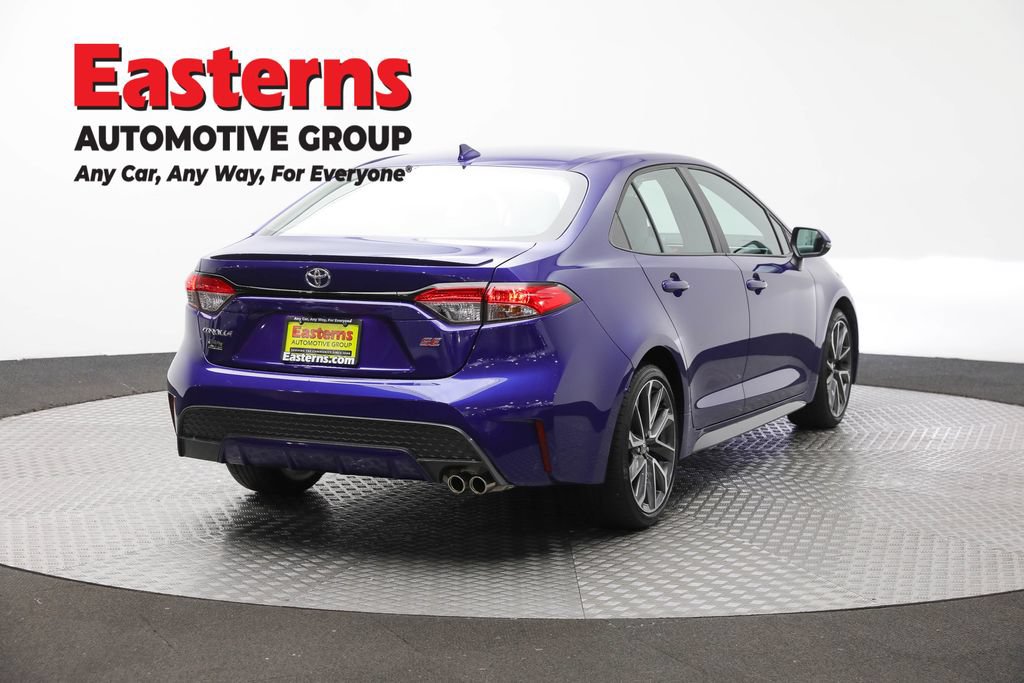 Used 2022 Toyota Corolla SE FWD image 5