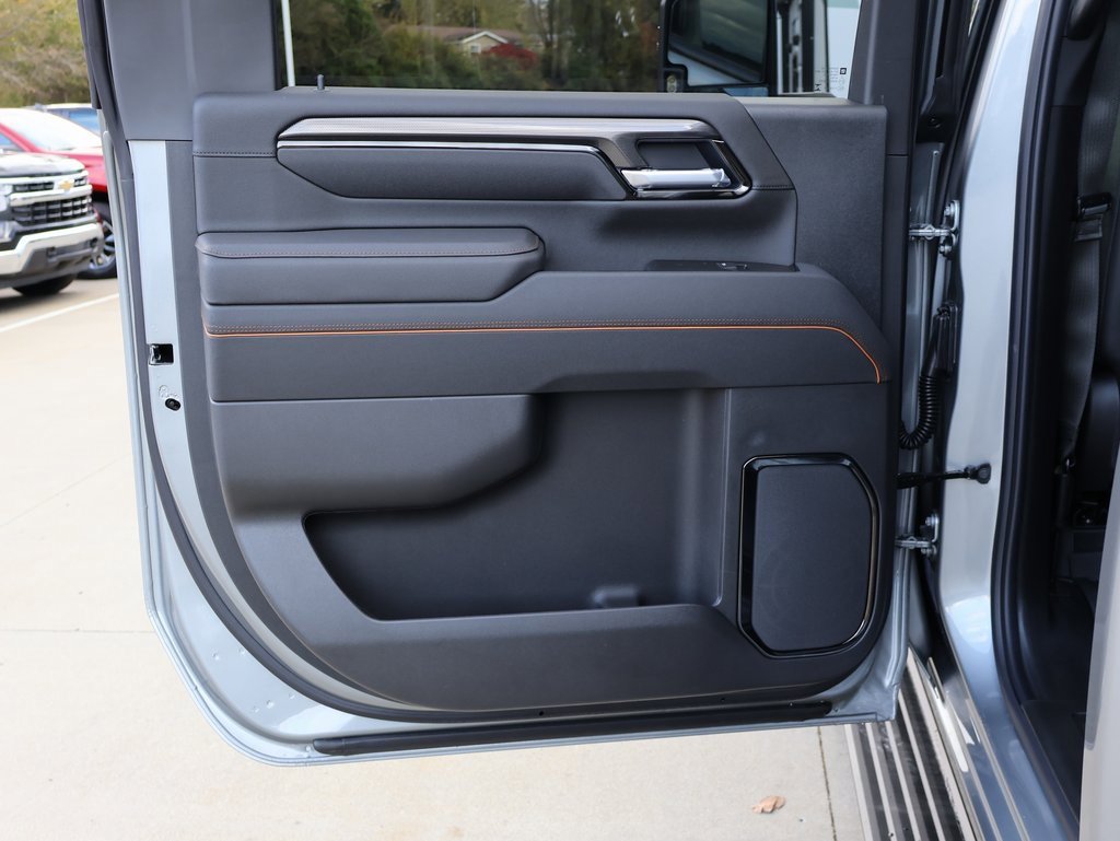 New 2026 GMC Sierra 3500 AT4 w/ AT4 Premium Plus Package image 31