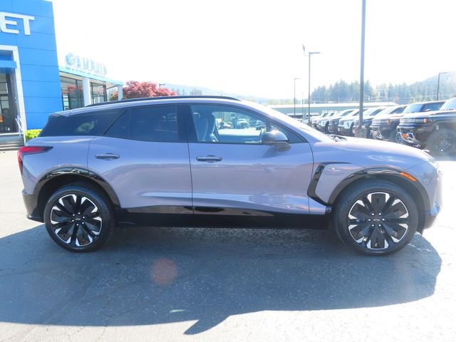 Used 2025 Chevrolet Blazer EV RS AWD/4WD image 9