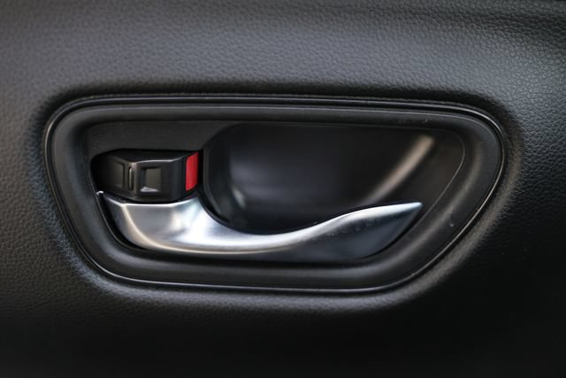 Used 2023 Honda HR-V LX image 15