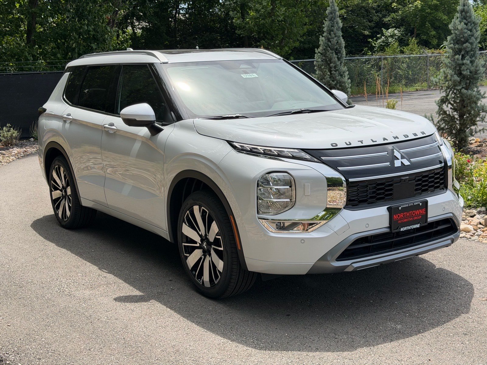 New 2026 Mitsubishi Outlander SEL AWD/4WD image 7