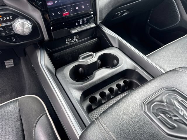 Used 2025 RAM 1500 Laramie AWD/4WD image 23