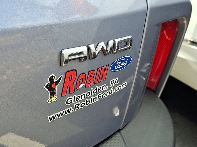 Certified 2022 Ford Escape SE w/ SE Sport Appearance Package AWD/4WD image 9