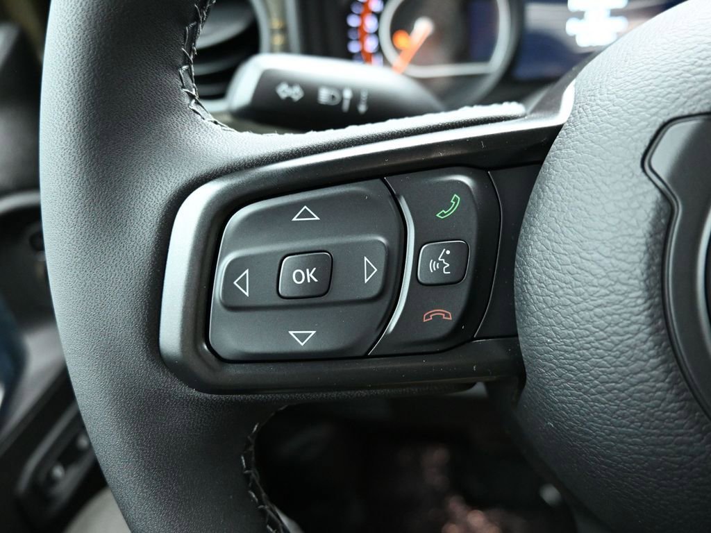 New 2026 Jeep Gladiator Willys AWD/4WD image 13