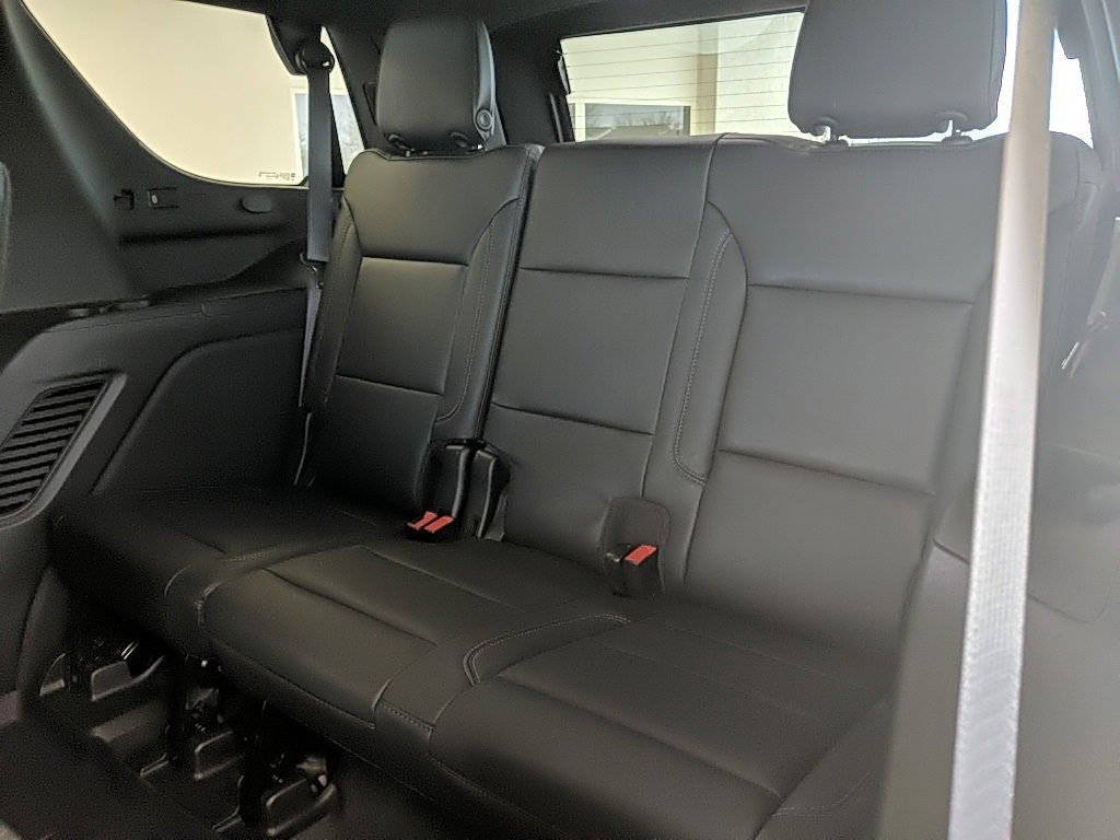 Used 2022 Chevrolet Tahoe Z71 w/ Z71 Off-Road Package image 17