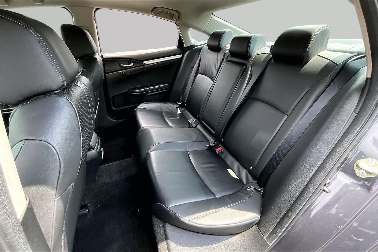Used 2016 Honda Civic Touring image 20