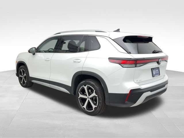 Certified 2025 Volkswagen Tiguan SE AWD/4WD image 5
