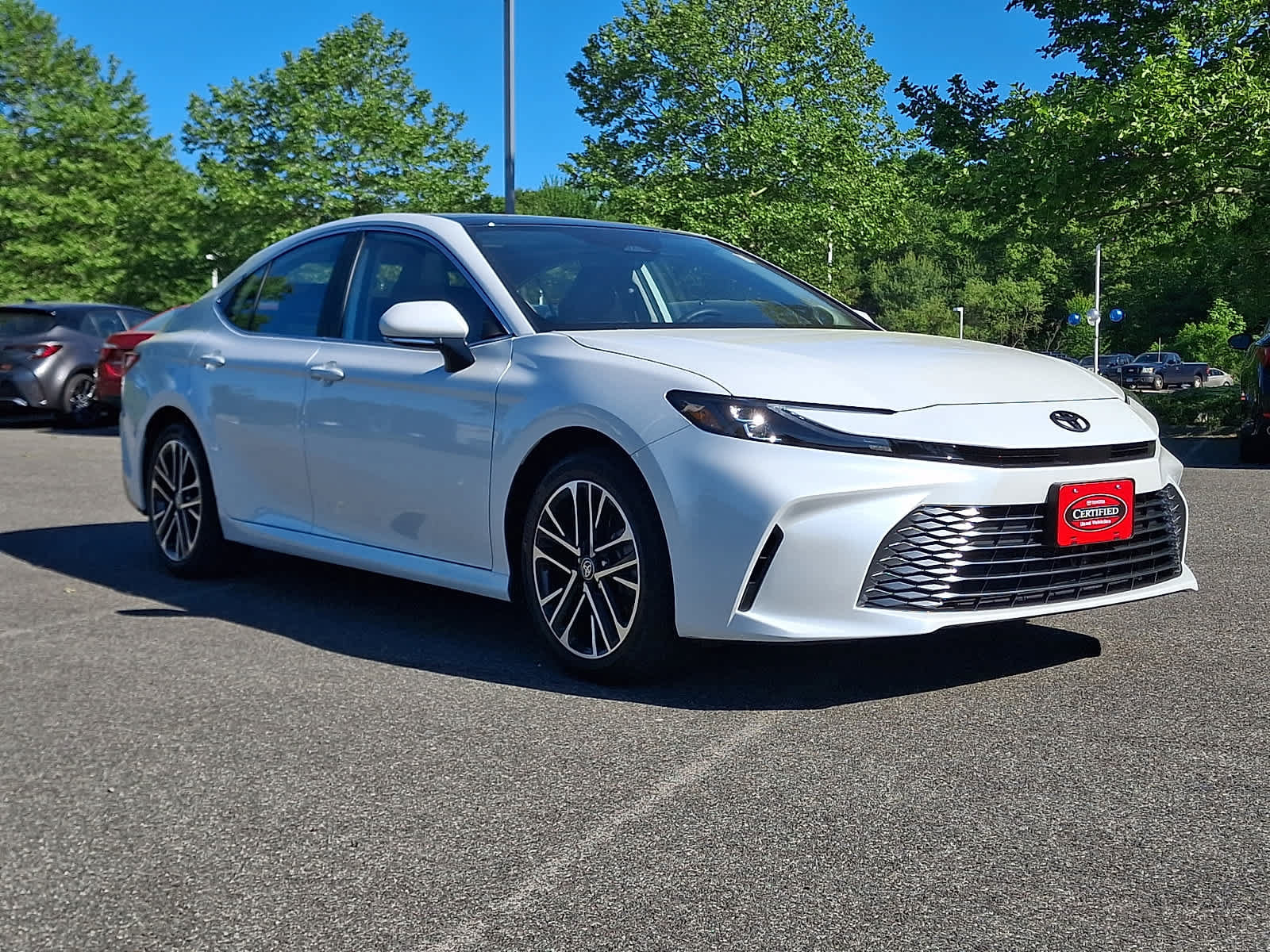 Certified 2025 Toyota Camry XLE w/ Premium Package AWD/4WD image 4