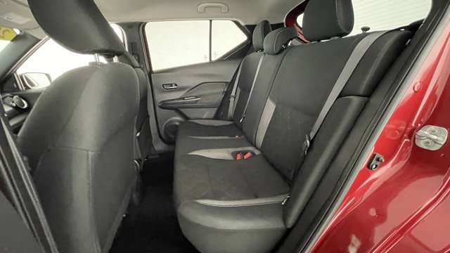 Used 2020 Nissan Kicks SV image 40