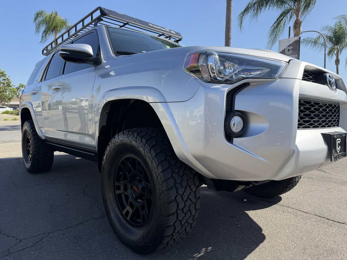 Used 2019 Toyota 4Runner SR5 Premium w/ Convenience Package AWD/4WD image 9
