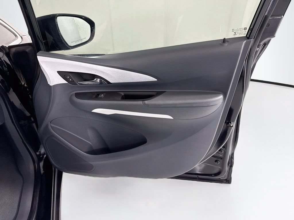 Used 2019 Chevrolet Bolt LT FWD image 25