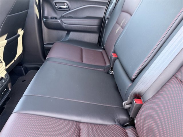 Used 2024 Honda Ridgeline Black Edition image 16
