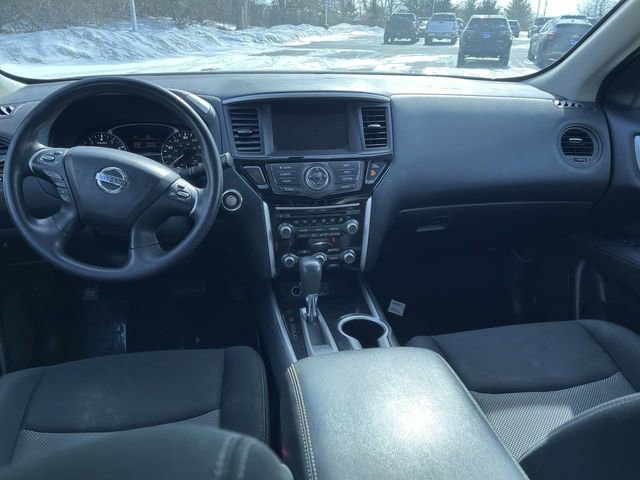 Used 2018 Nissan Pathfinder S image 20