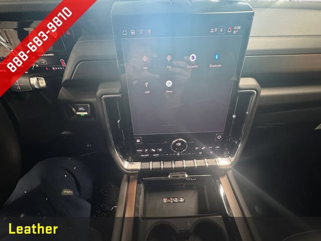 New 2026 GMC Yukon XL Denali w/ LPO, Floor Liner Package AWD/4WD image 6