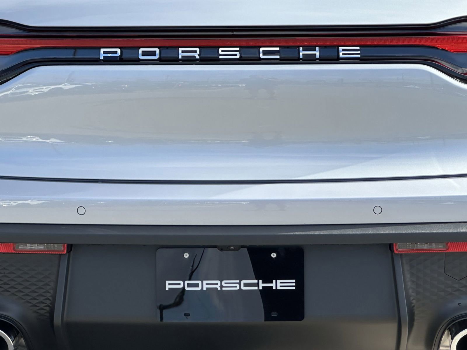 New 2026 Porsche Macan image 14