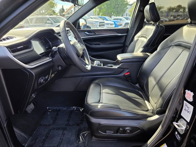 Used 2024 Jeep Grand Cherokee L Limited w/ Luxury Tech Group II AWD/4WD image 18