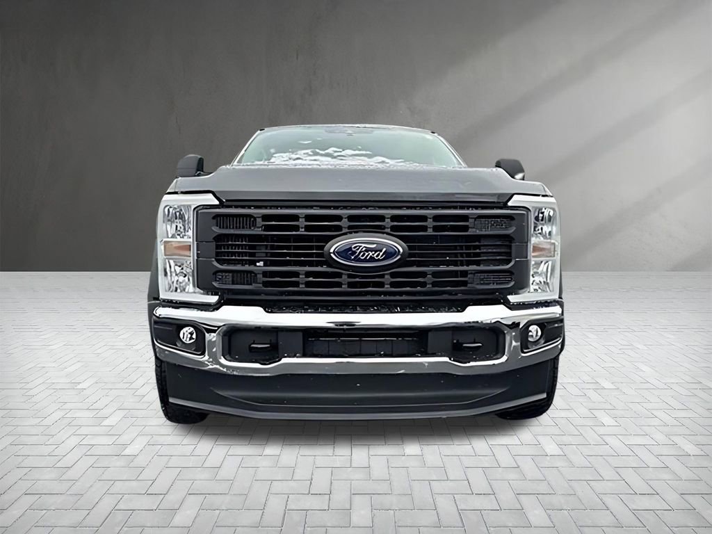 New 2026 Ford F450 XL w/ XL Driver Assist Package image 2