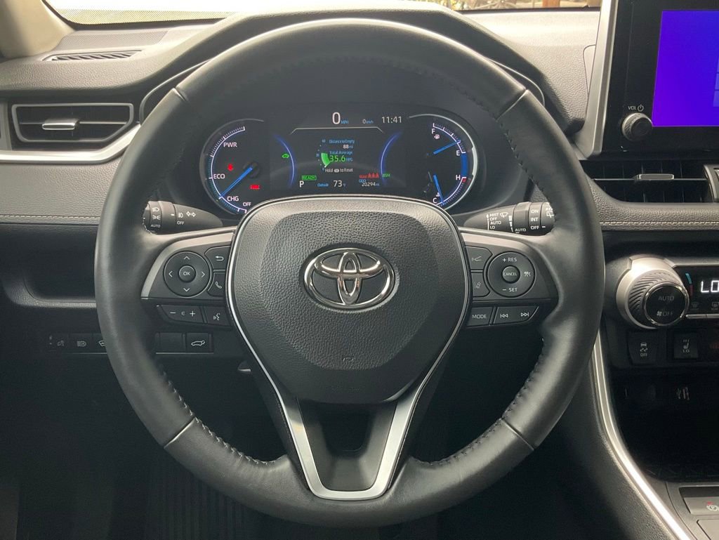 Used 2024 Toyota RAV4 XLE Premium image 32