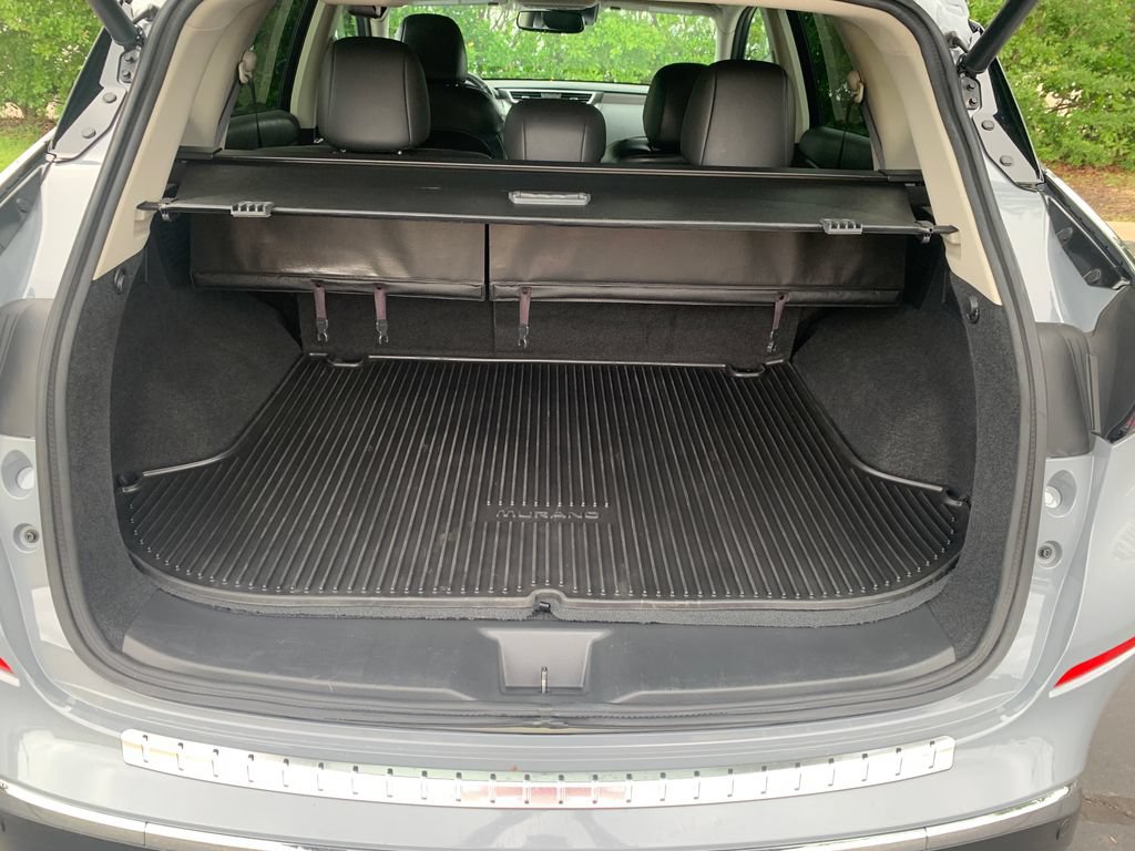 Used 2023 Nissan Murano Platinum w/ Cargo Package FWD image 8