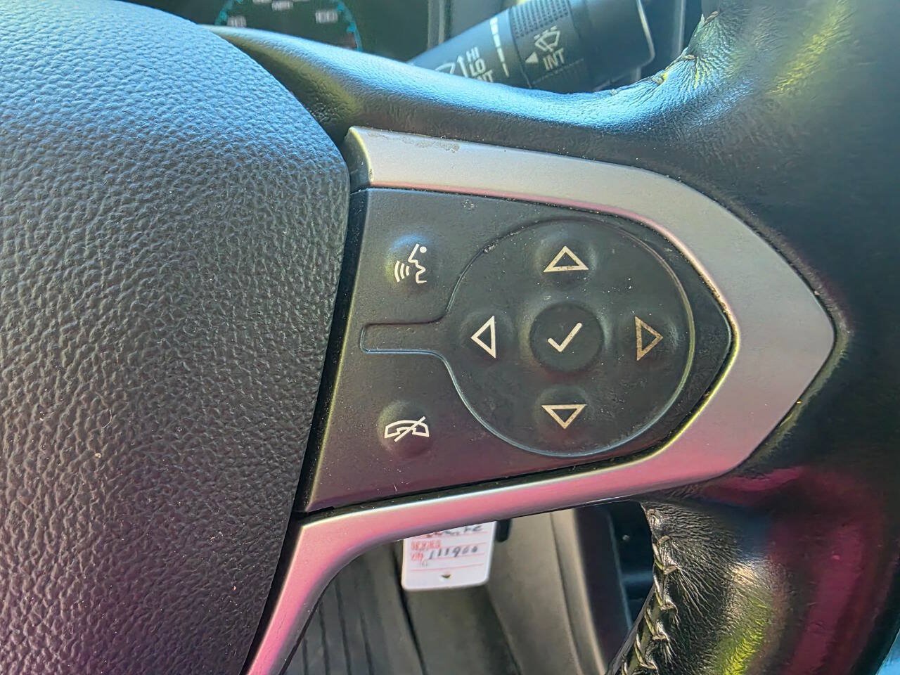 Used 2021 Chevrolet Colorado LT w/ LT Convenience Package AWD/4WD image 22