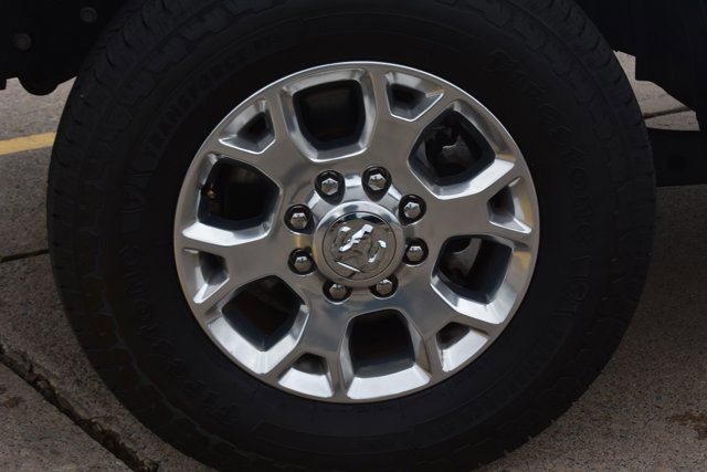 Used 2024 RAM 3500 Laramie AWD/4WD image 11