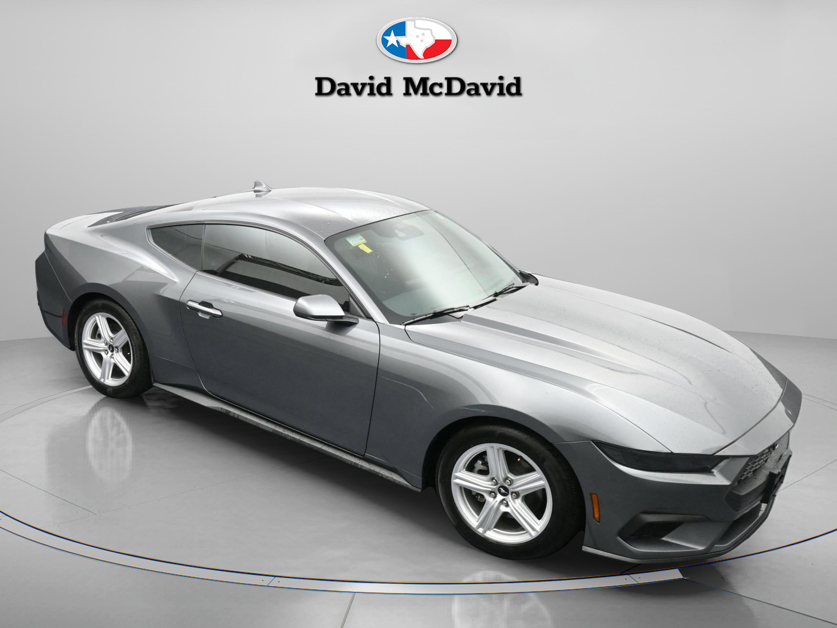 Used 2025 Ford Mustang EcoBoost image 24