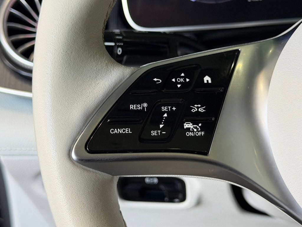 Used 2023 Mercedes-Benz EQE 500 4MATIC Sedan image 24