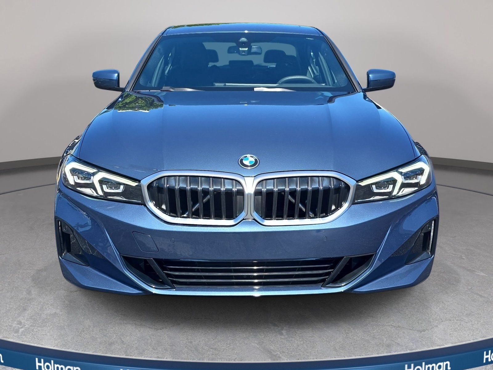 Used 2025 BMW 330i Sedan w/ Premium Package RWD image 3