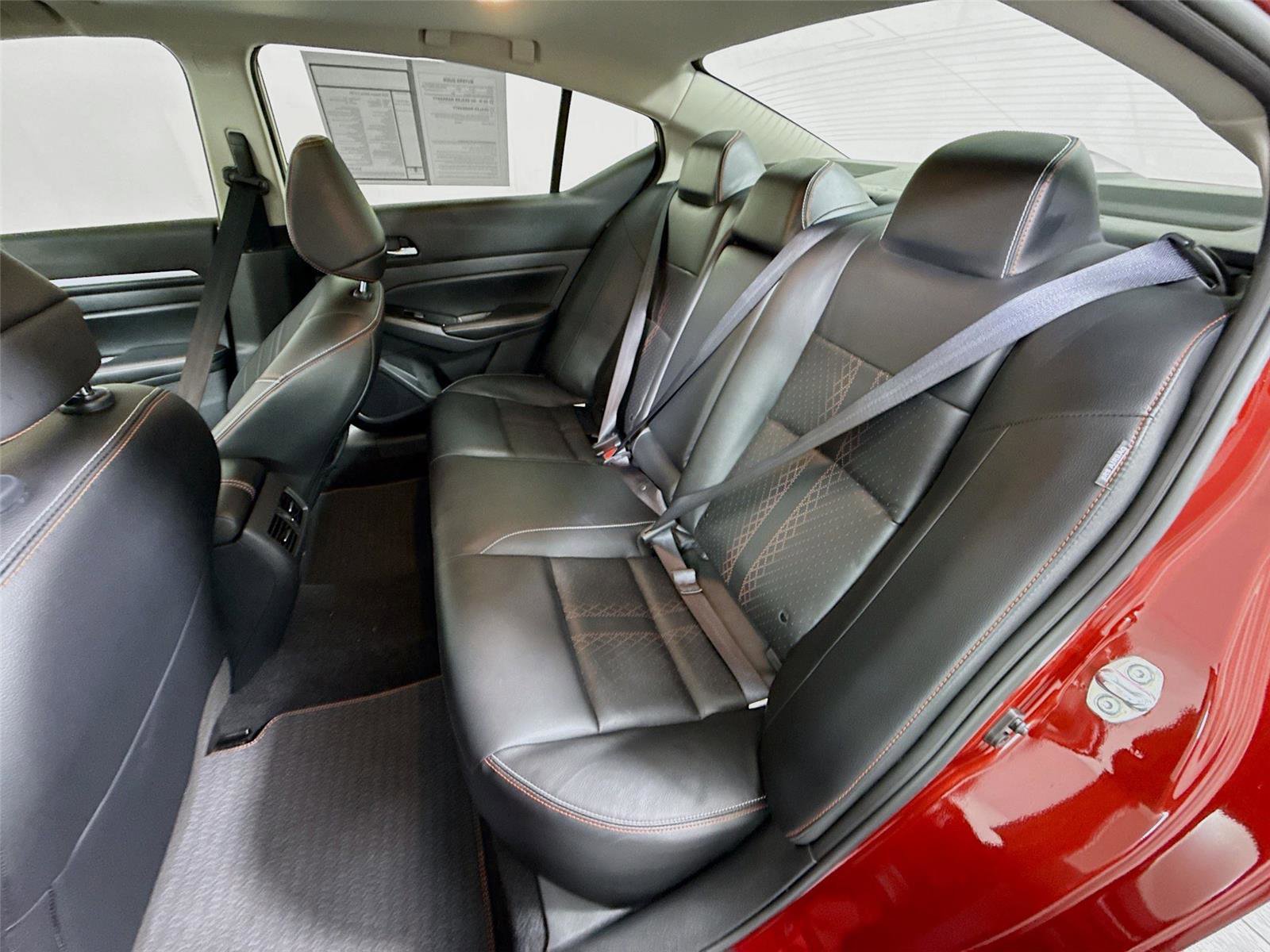 Used 2024 Nissan Altima 2.0 SR image 19