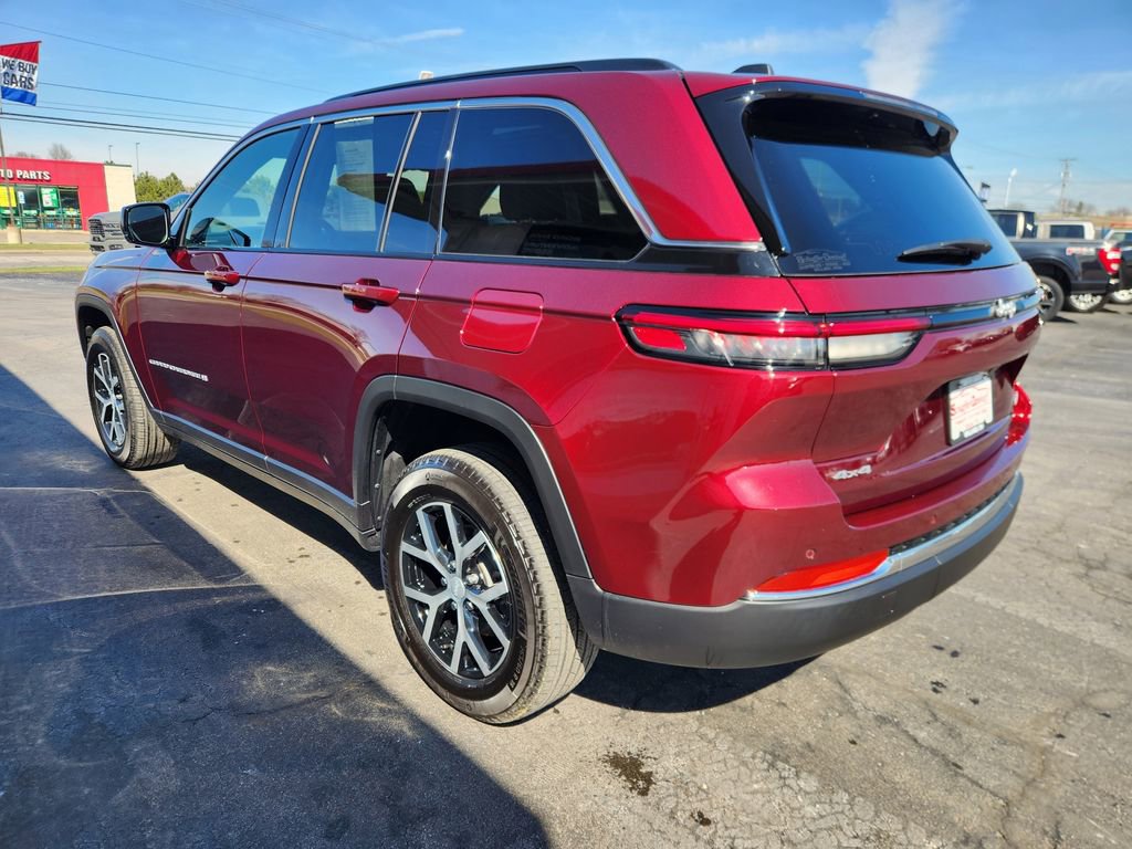 Used 2024 Jeep Grand Cherokee Limited image 5
