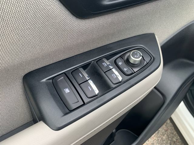 Certified 2025 Subaru Forester Premium AWD/4WD image 21