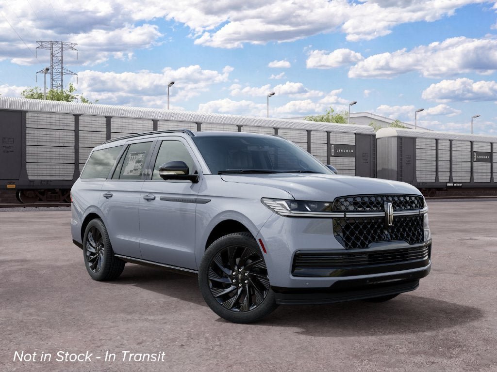 New 2027 Lincoln Navigator Reserve w/ Jet Appearance Package AWD/4WD image 4