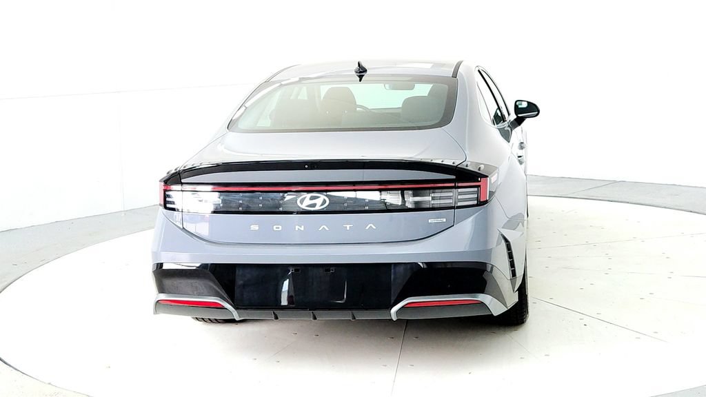 Used 2024 Hyundai Sonata SEL AWD/4WD image 5