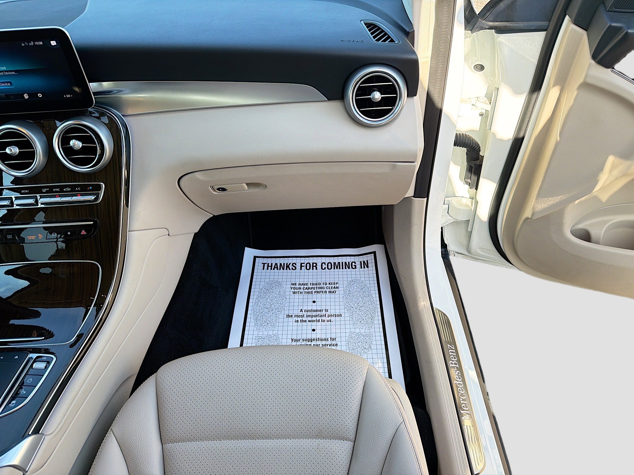 Used 2022 Mercedes-Benz GLC 300 image 18