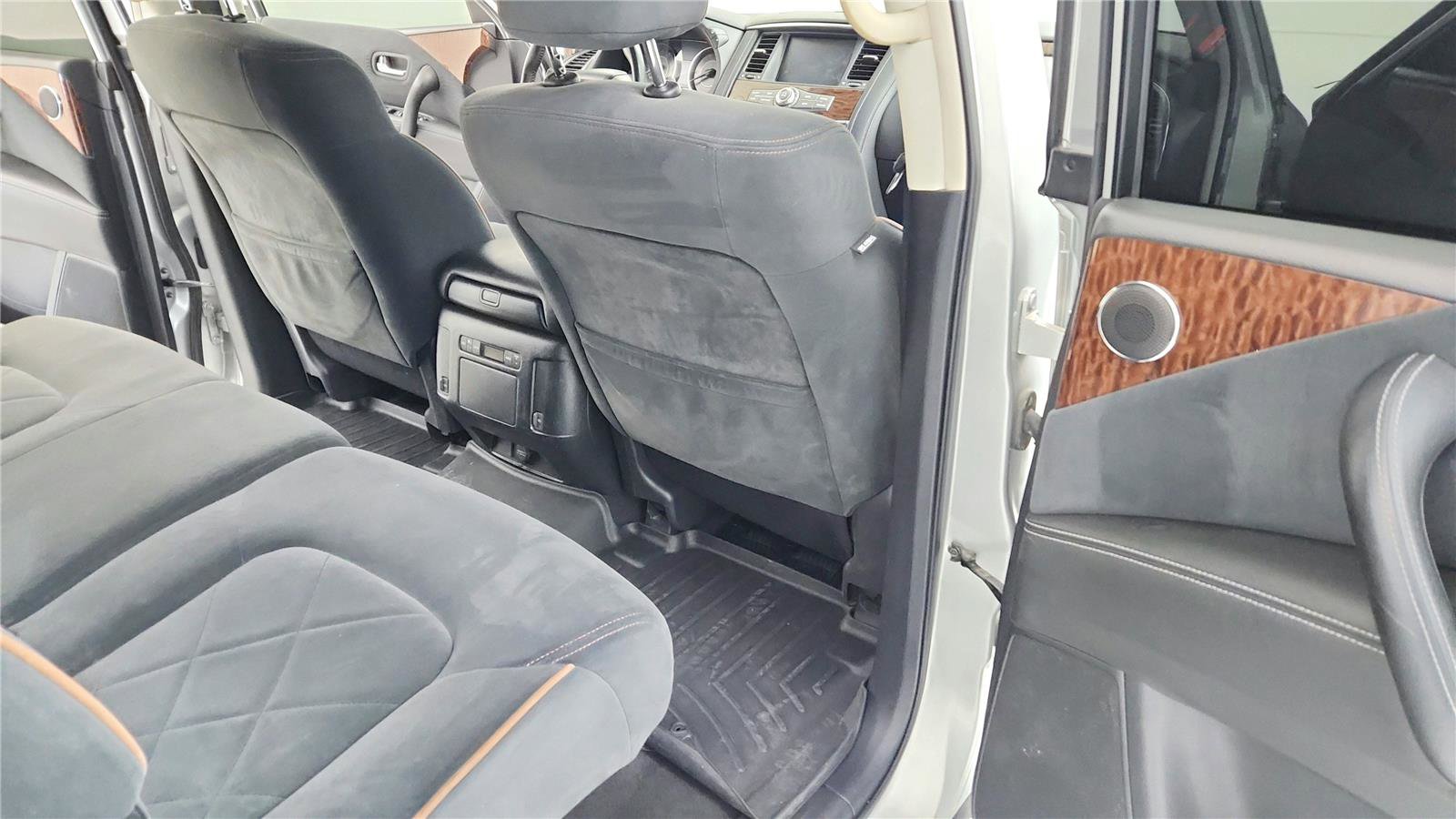 Used 2018 Nissan Armada SV w/ Driver Package AWD/4WD image 19