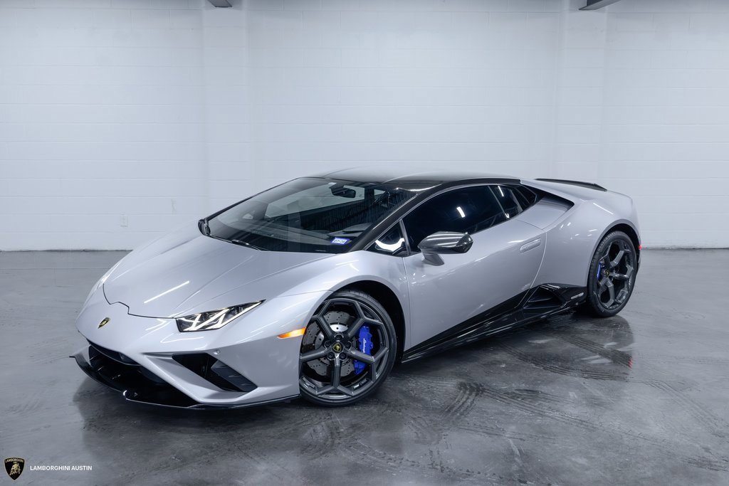 Used 2021 Lamborghini Huracan EVO image 3